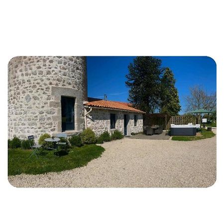 Neuvy-BouinLoue Ancien Moulin A Vent Avec Piscine Et Jacuzzi别墅 外观 照片